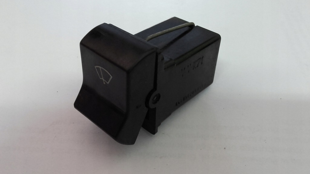 фото №1, Tatra перемикач клавішний двірник lublin