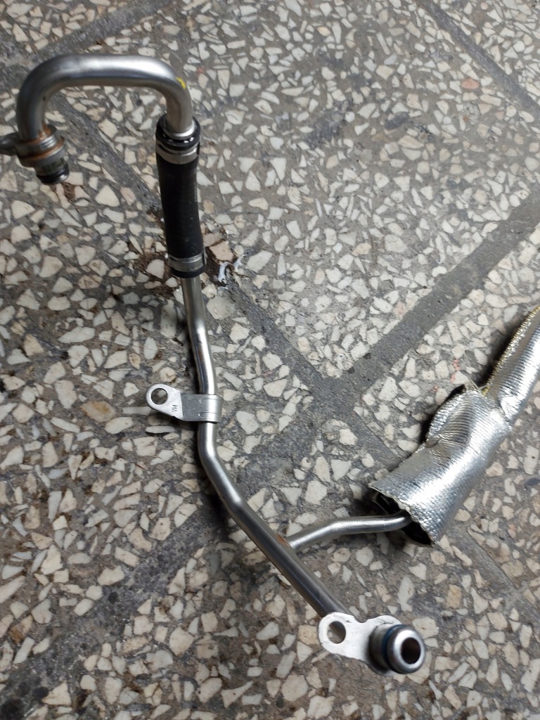 Шланг трубка пального mercedes c w205 e w213 2.2cdi Оригінал