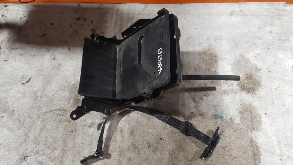 фото №1, Fiat panda ii 1.3mj основание аккумулятор 46806763