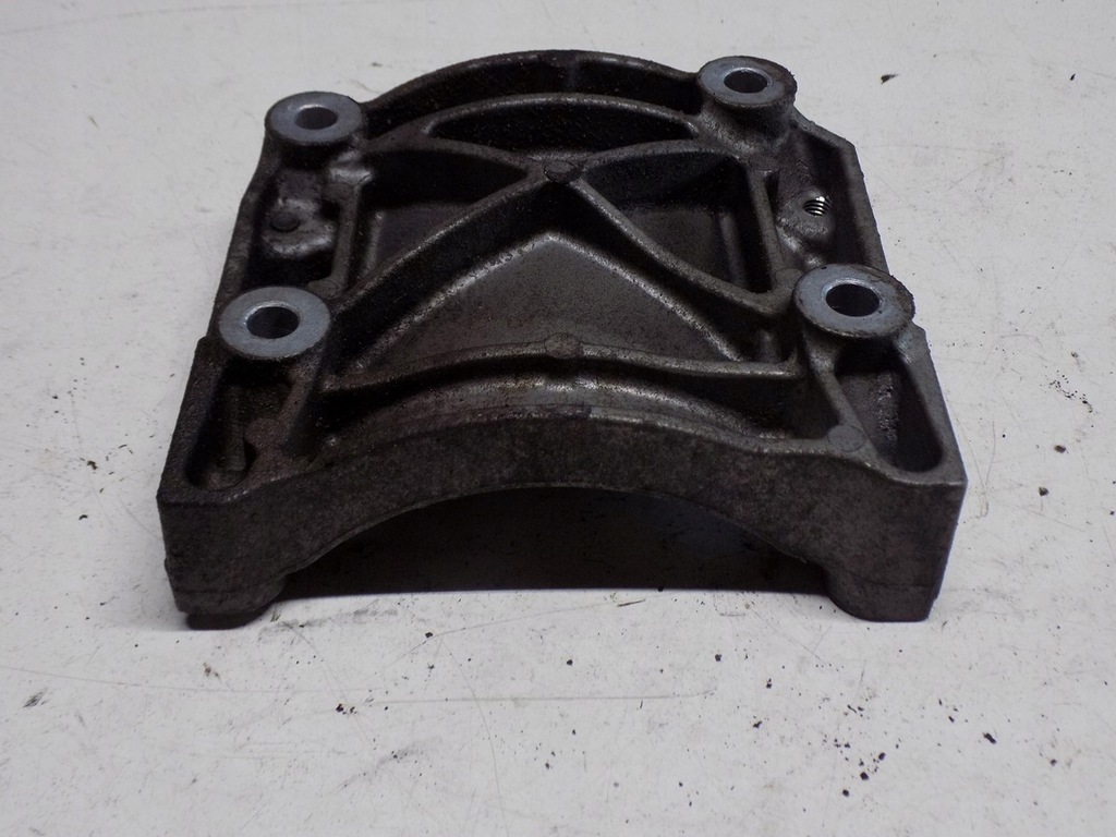 фото №6, Honda cr-v iii 06-11 2.2 кронштейн подушка двигателя