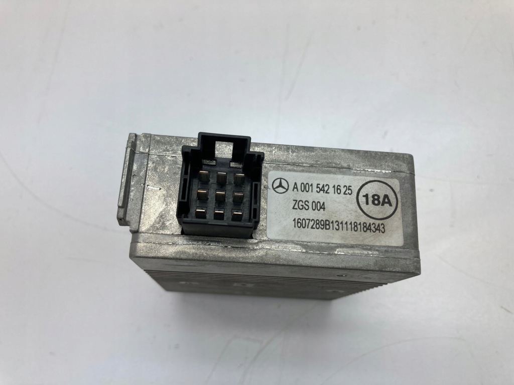 фото №2, Mercedes actros mp4 преобразователь напряжения 18a a0015421625