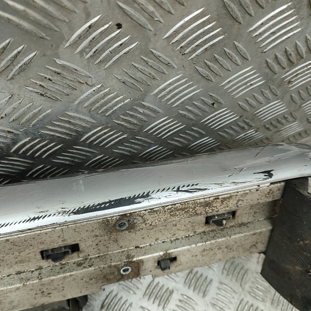 фото №6, Toyota land cruiser bj70 2018 поріг