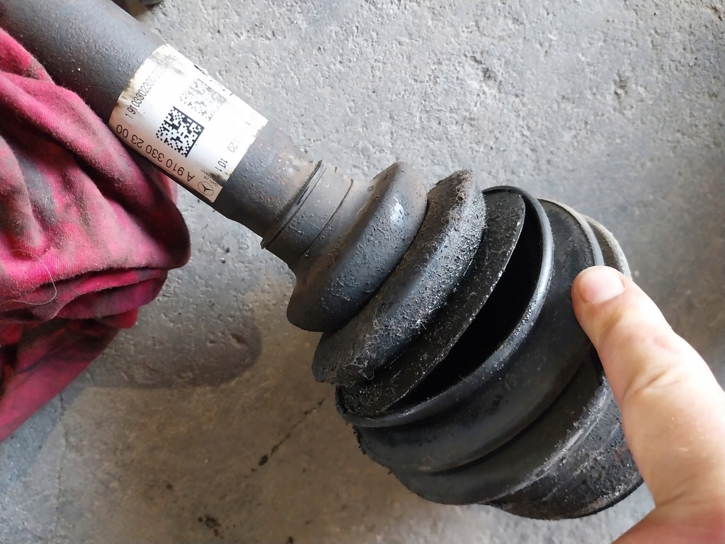 фото №11, Mercedes w910 sprinter приводной вал левая правая шарнир 9103302300 9103302400