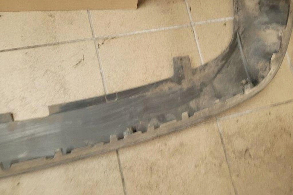 Нижняя накладка бампера ford focus c-max 5216444020 1.6l дизель 80kw 2005 Цена