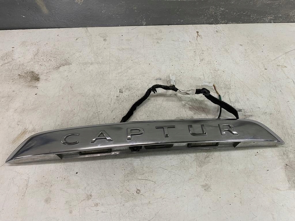 фото №1, Renault captur накладка крышки хром камера