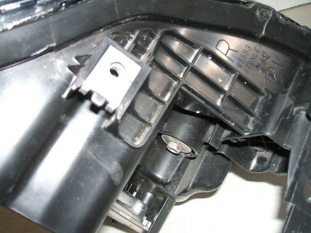 Mazda cx30 фара правый  full led 3 линзы 14 контактов Оригинал