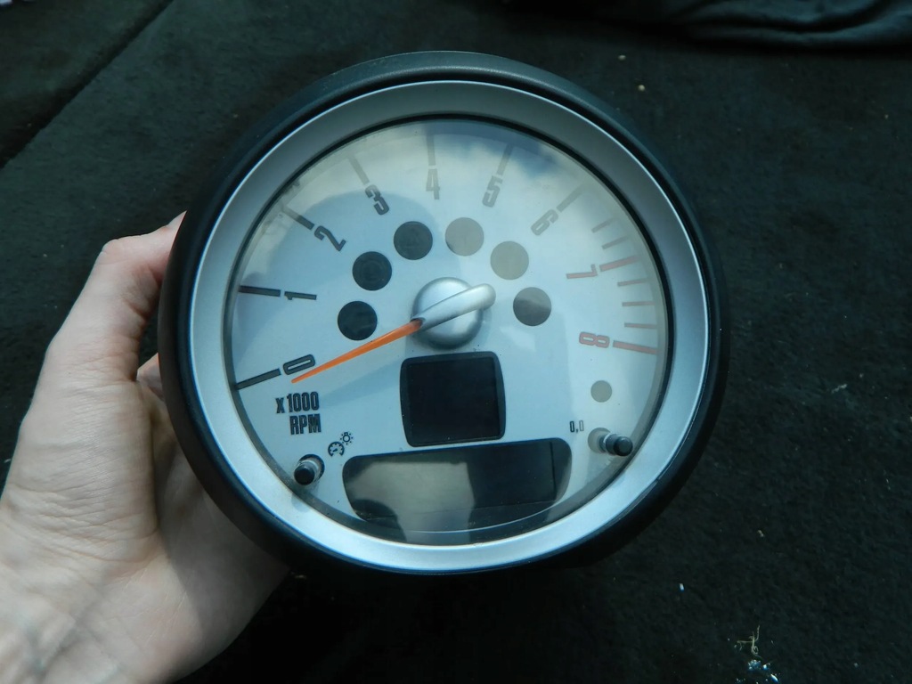 фото №2, Mini cooper r56 obrotomierz приладова панель 9153402