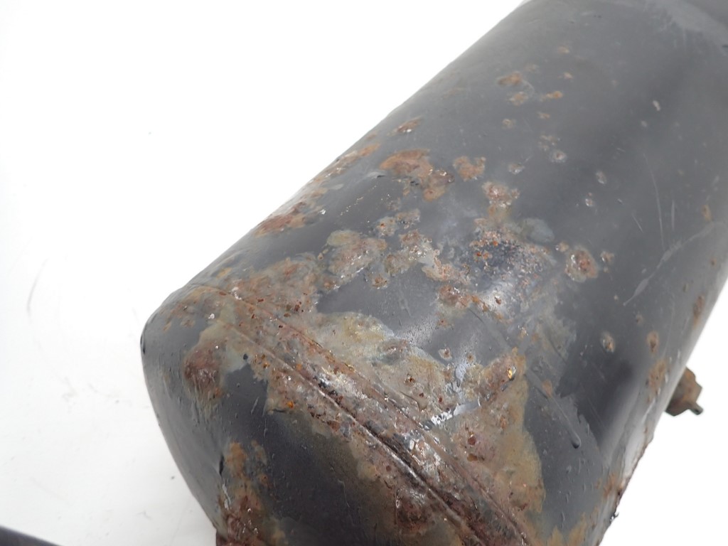 фото №9, Бак повітря підвіска mercedes benz intouro atego a3754322301