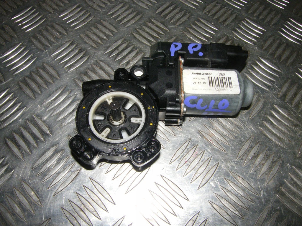 фото №1, Моторчик модуль подъемника стекло правый перед renault clio iii 440776