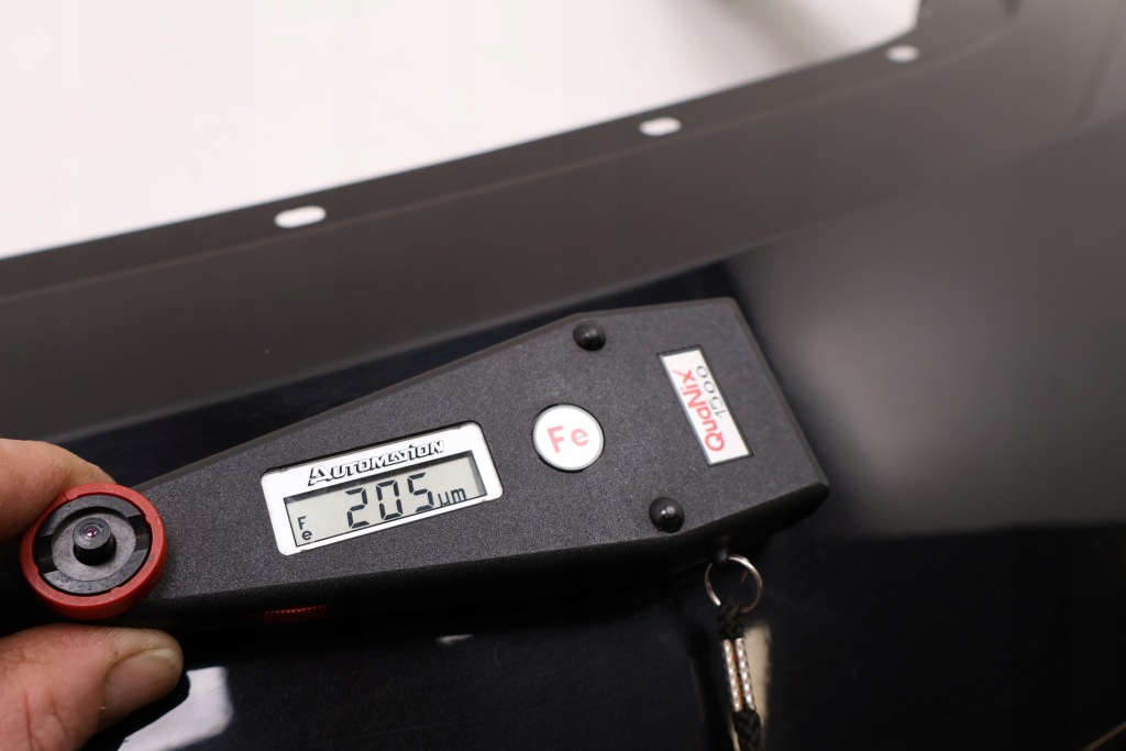 Jeep grand cherokee wk2 крыло  правый  перед Киев