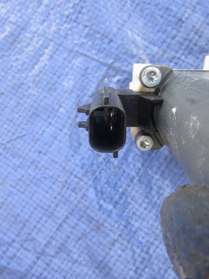 фото №5, Jeep wrangler jk 2012 4d моторчик скло правий задня перед