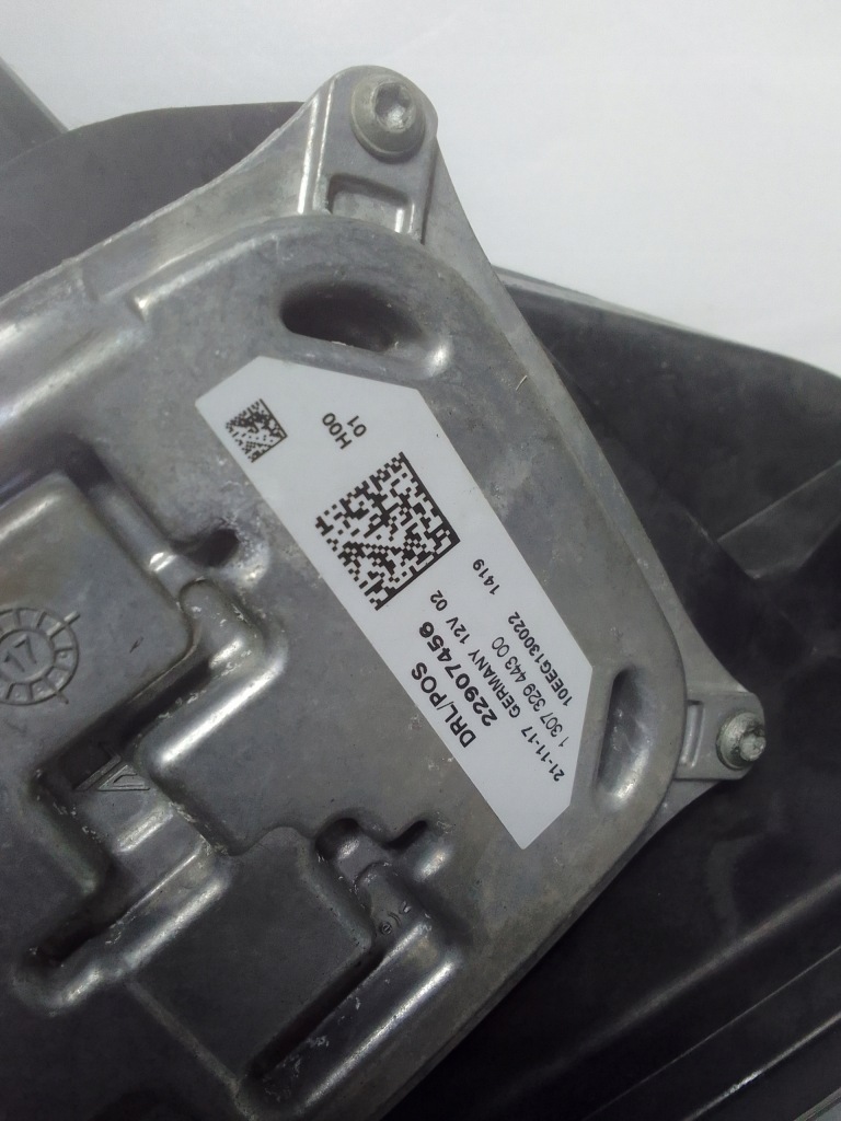 Купить Chevrolet camaro 16- лампа левый перед ксенон америка