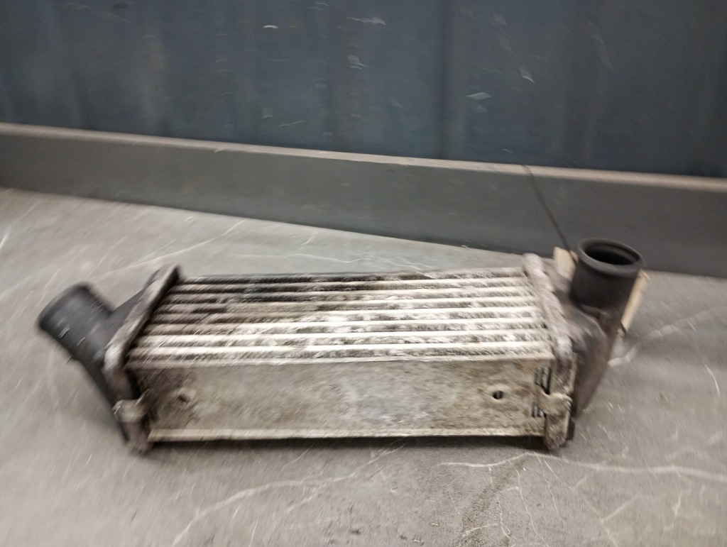 Купити Інтеркулер opel astra f 1.7td