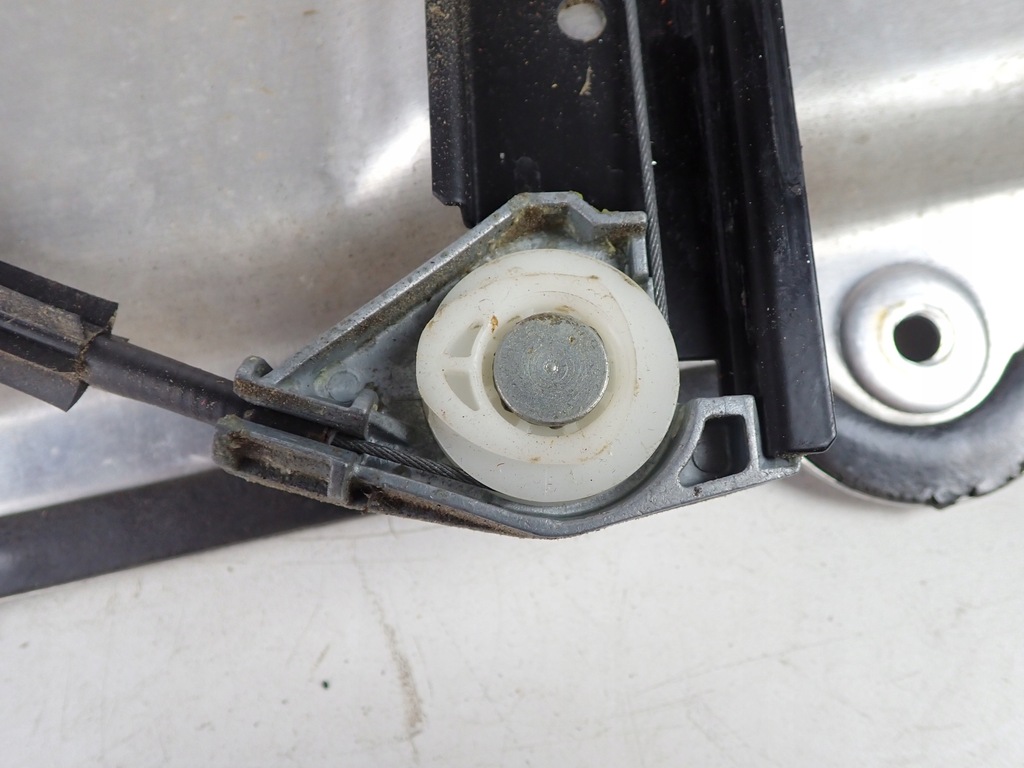 фото №11, Механізм підйому скло лівий задня audi s8 d3 5.2 fsi 4e0839849a