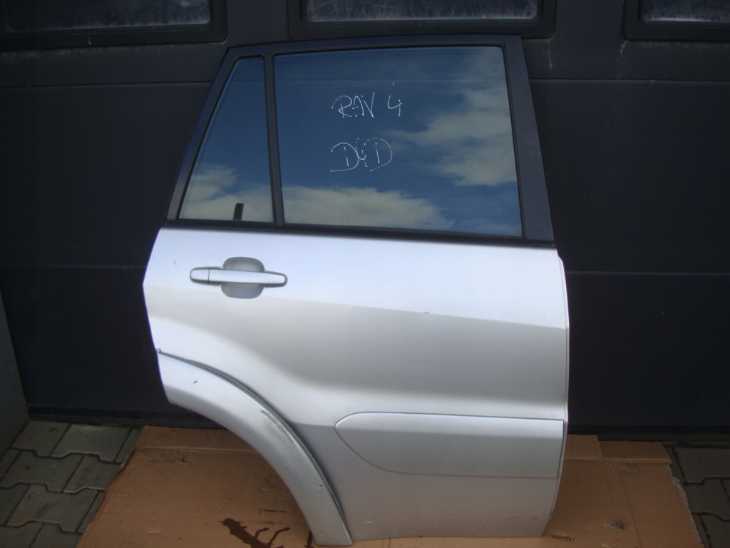 фото №1, Toyota rav4 00-05 5d дверь правое задние лак 1d4