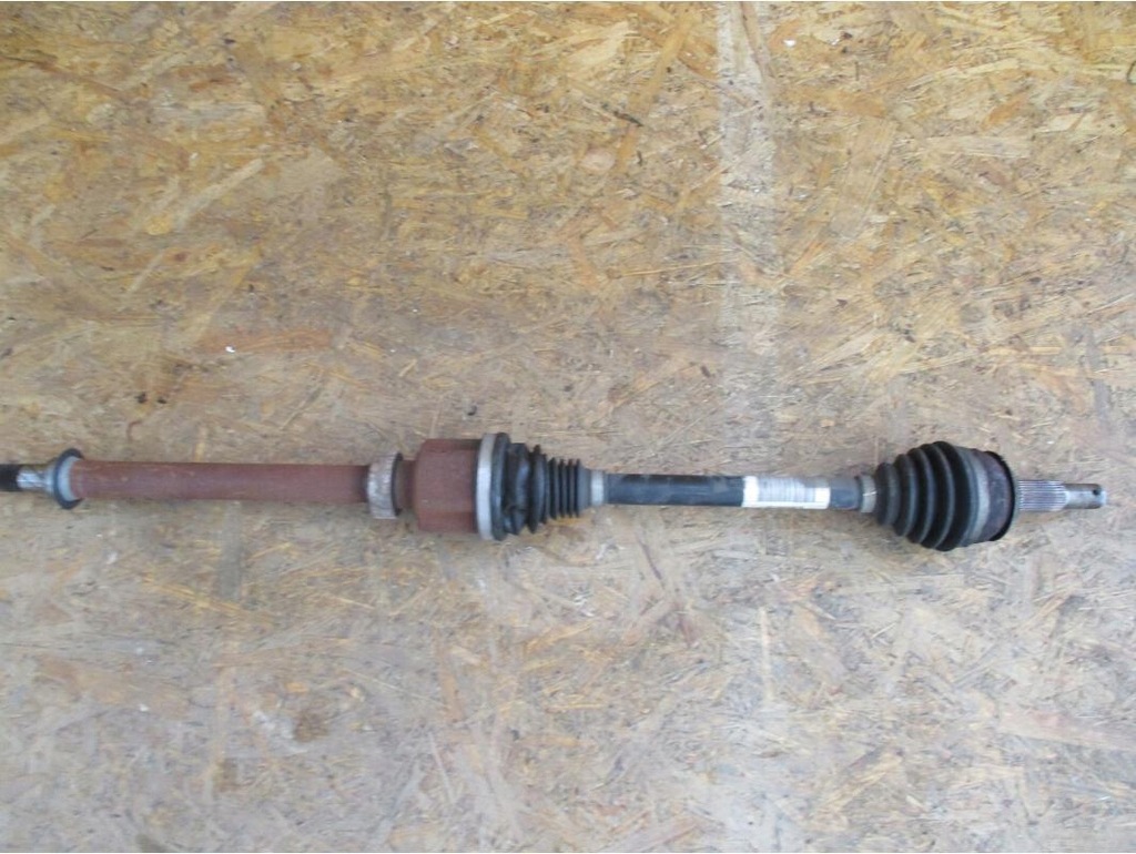 фото №1, Renault kadjar приводной вал правая 1.5 dci 391000797r