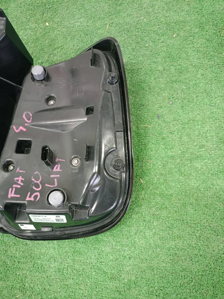 фото №7, Лампа задняя левая fiat 500 lift
