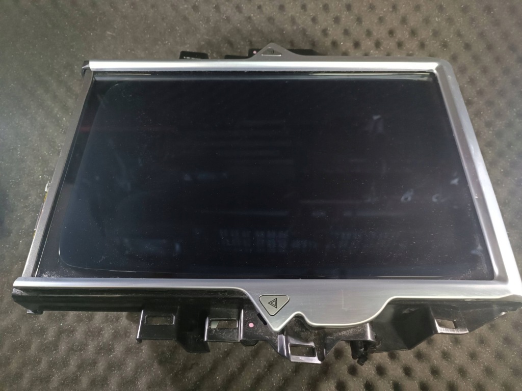 Купити Дисплей tesla model s 100477716j