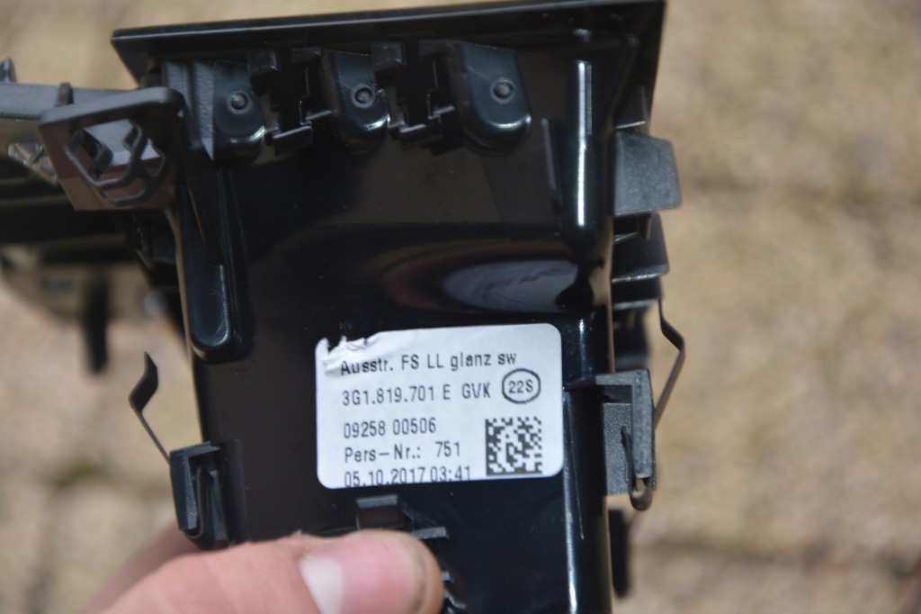 фото №8, Решітка обдув ліва vw passat b8 3g1819701e