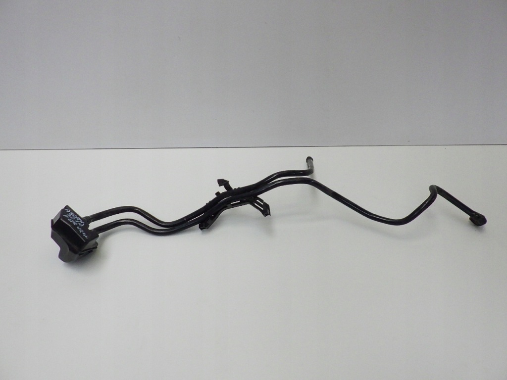 Купить Mercedes w177 a35 amg труба воздухоотводчик бака