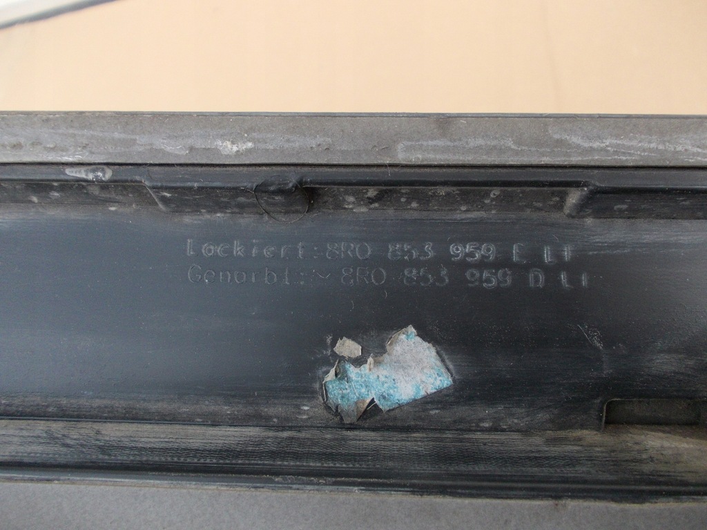 фото №12, Молдинг двері лівий перед audi q5 8r0853960