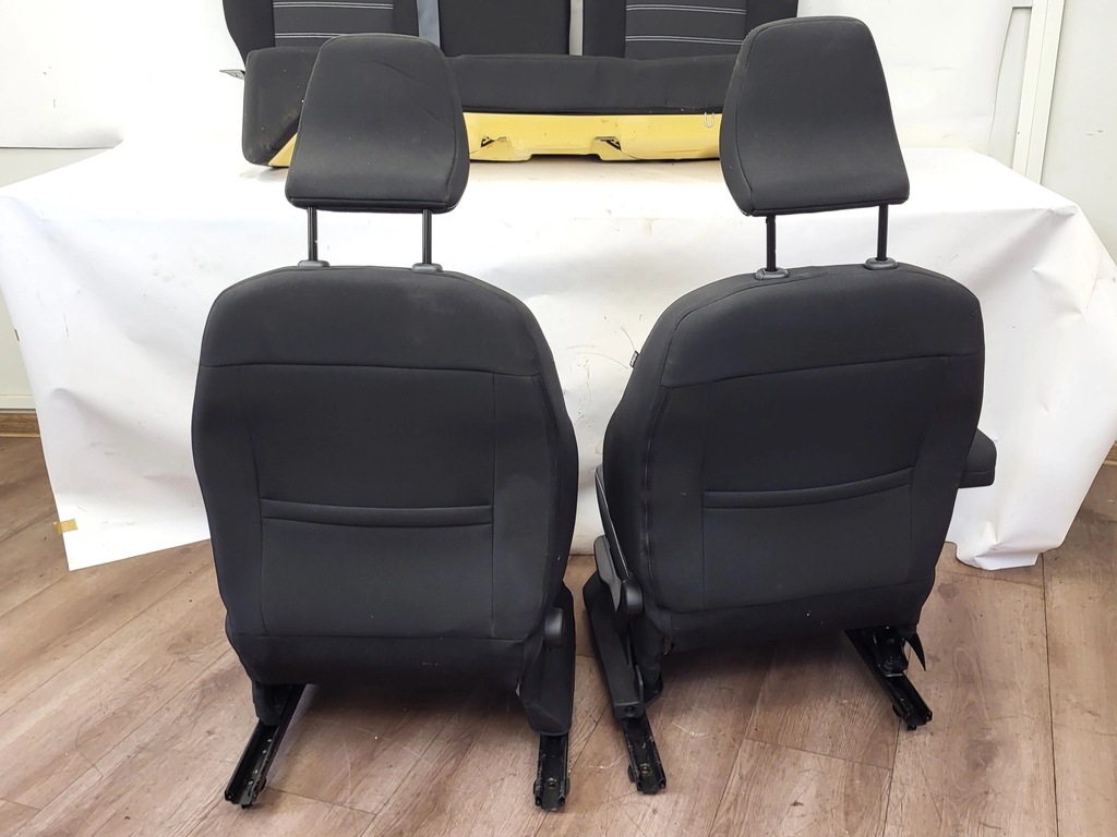 фото №11, Сидіння заднє сидіння комплект dacia sandero 2023r