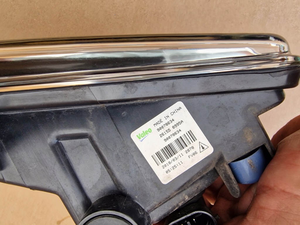 фото №7, Nissan leaf ii протитуманні фари комплект