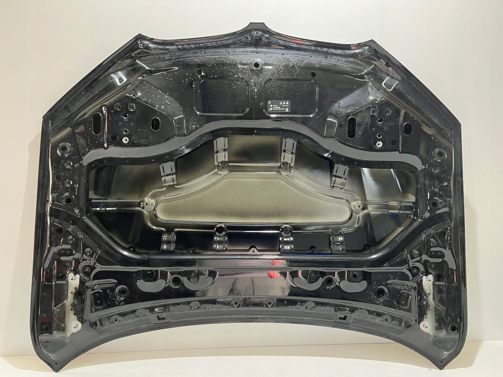 Капот кришка двигуна bmw x1 f48 Зі Шроту