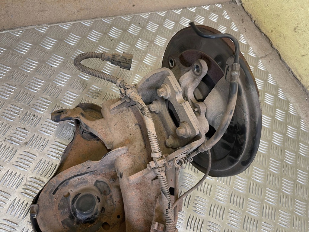 Балка задня renault talisman 555019479r в Україні