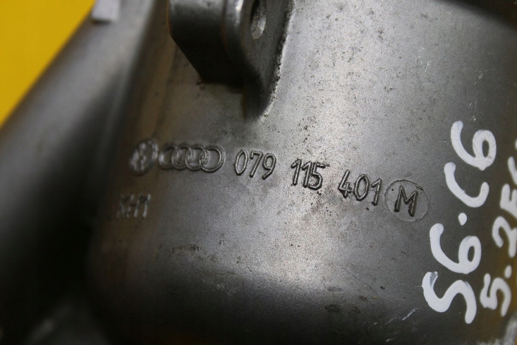 фото №8, Корпус фільтра оливи s6 c6 5.2 fsi bxa 079115401m