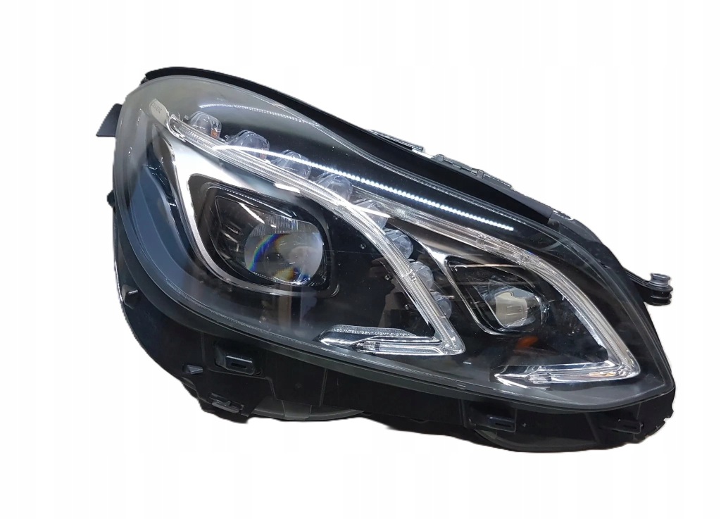 Купить Mercedes w212 рестайлинг  правая фара full led a2128202439