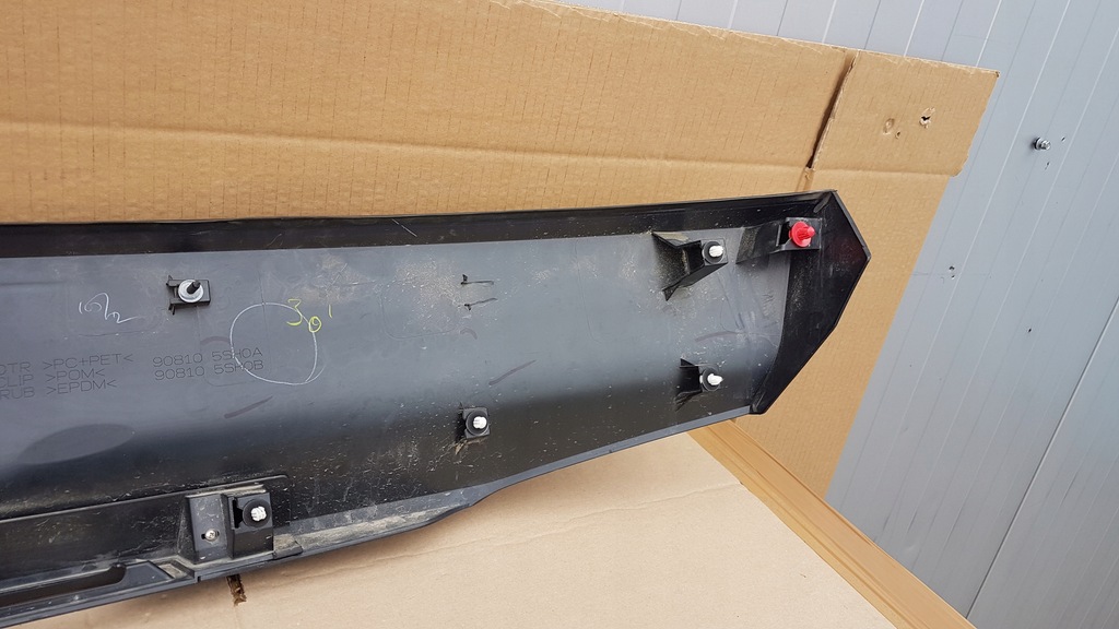 фото №11, Накладка крышки багажника nissan leaf ii 17-