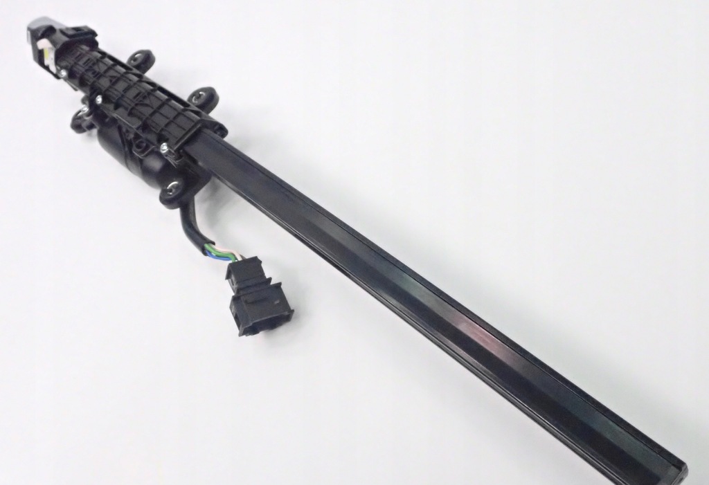 фото №9, 8w6857760 podajnik поперечина правый перед audi a5 f5 8w