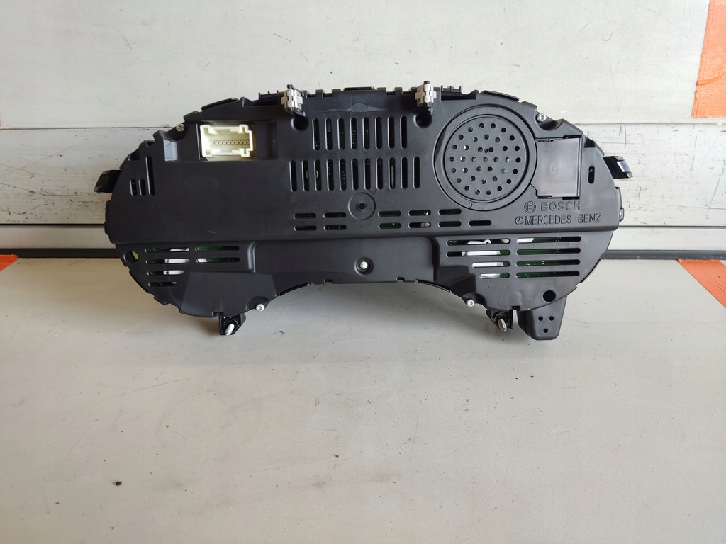 фото №4, Mercedes w176 lift приборы счетчик uk