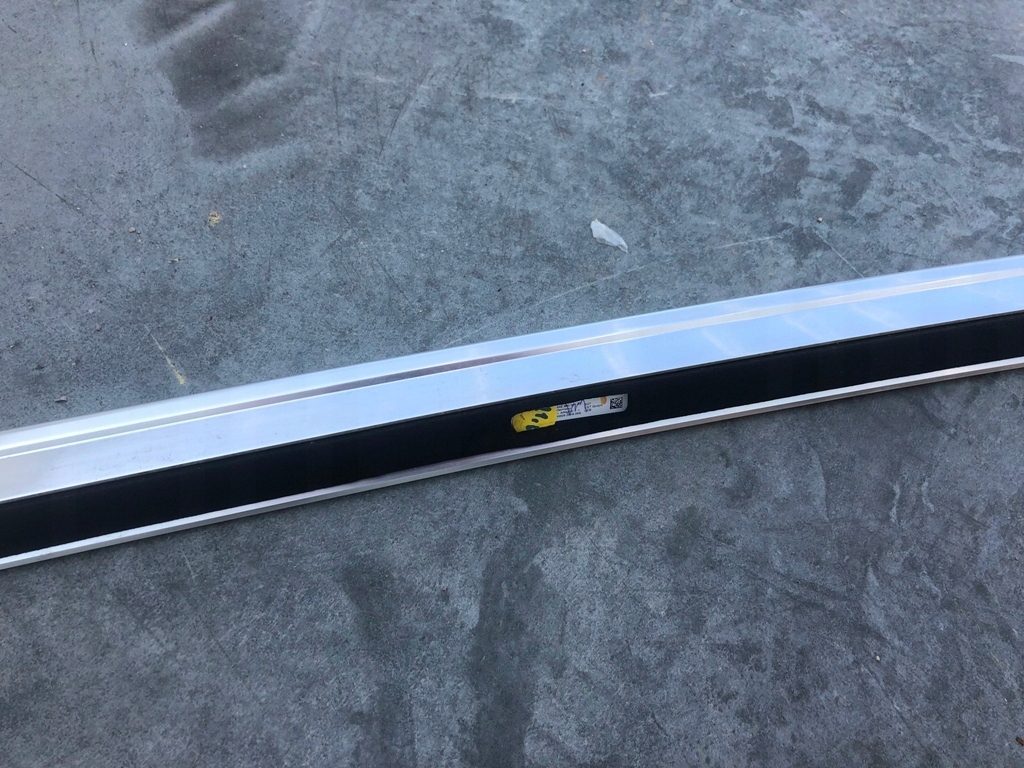 Рейлинг крышный левое  audi e-tron 55 4ke lz7f z7f Цена