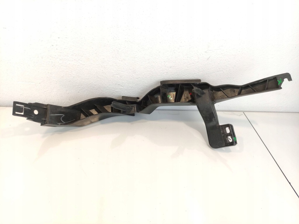 Opel astra k напрямна бампера лівий перед 13423699 Недорого