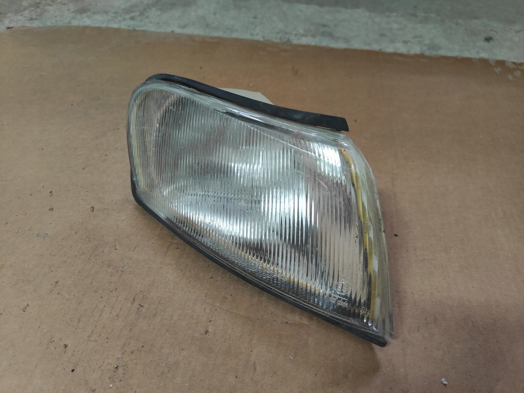 фото №1, Opel vectra b поворотник передній 183403b