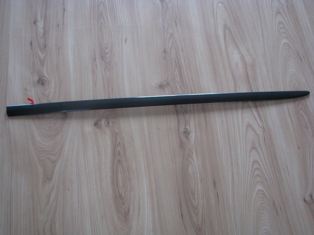 фото №1, Молдинг лівий перед toyota avensis t27 t29 08-18r