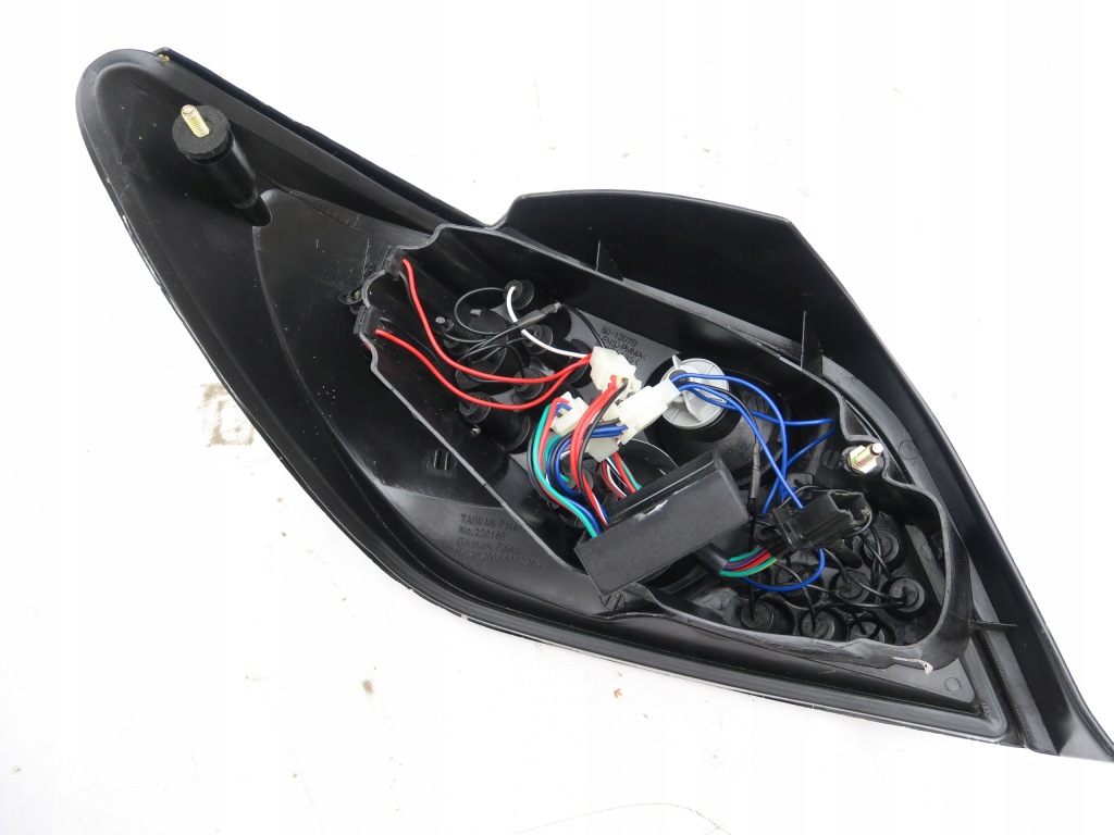 Фара r задний диоды led taiwan lian-hwau peugeot 307 3d 5d przedlift Недорого