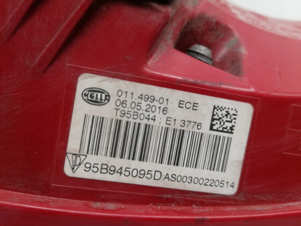 фото №8, Porsche macan 95b лампа задняя левая led оригинал europa 14-18