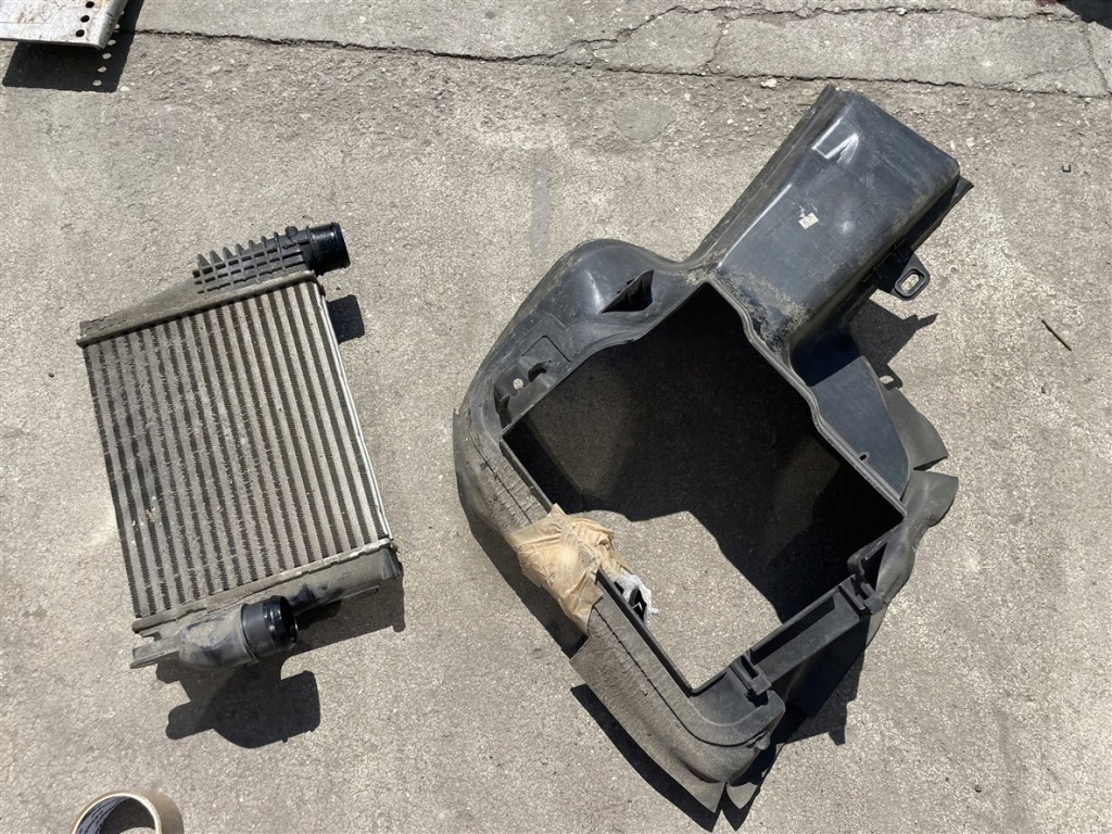 фото №8, Інтеркулер радіатор ловець повітря 2.0 bluehdi peugeot expert 3 iii 16-