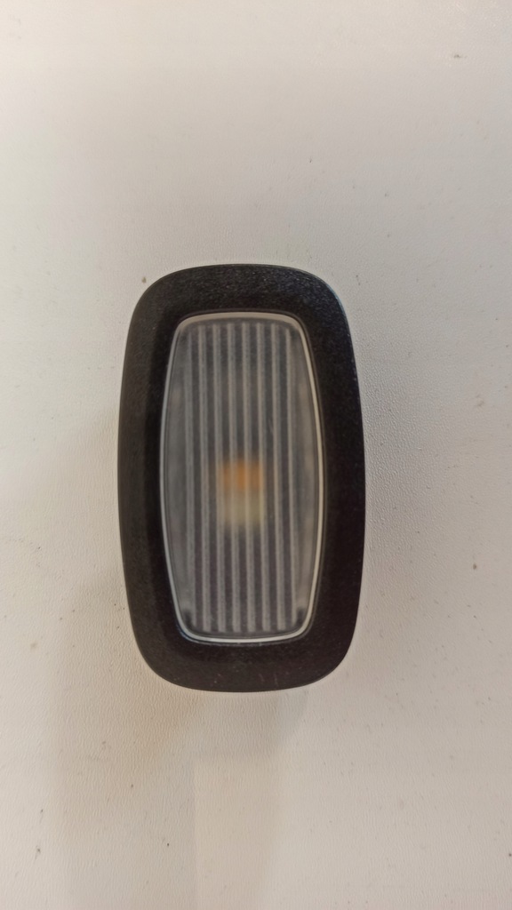 фото №1, Mercedes w205 лампа освітлення стельовий