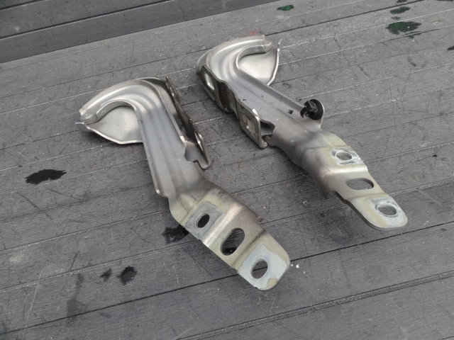 фото №1, Lancia delta iii 2010 петлі капот комплект org