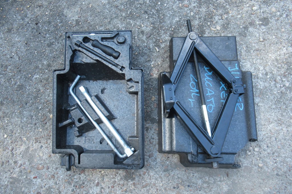 фото №3, Boxer jumper 14 r набор ремонтный домкрат