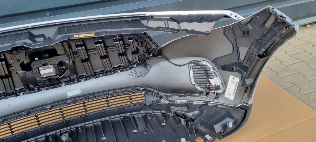 фото №11, Mercedes eqa 2021- бампер перед оригінал f035