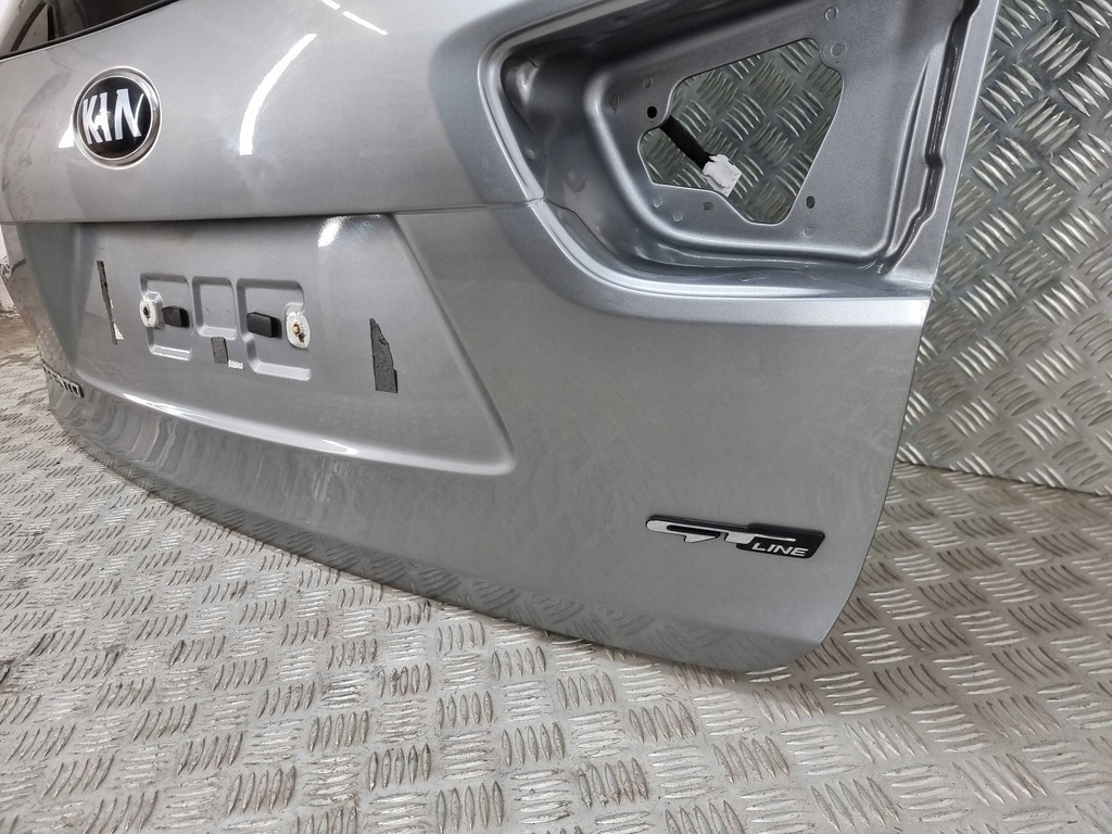фото №13, Kia sorento 2019 задняя крышка багажника багажника