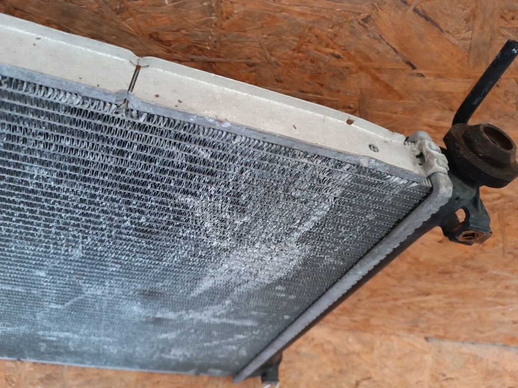 Радиатор воды dodge charger challenger 15- 6.4 v8 srt 1007742aa Доставка