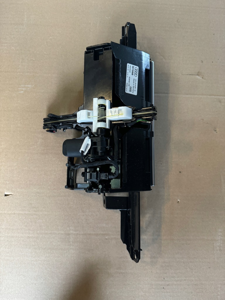 фото №1, Audi a6 c7 дисплей 4g1919601q