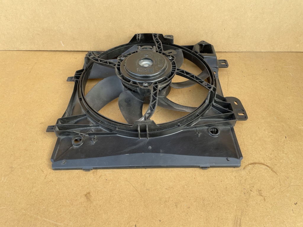 фото №4, Peugeot 208 i вентилятор радиатора