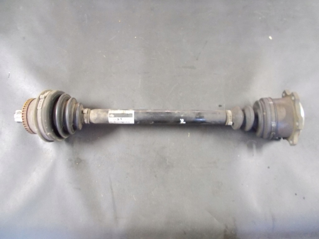 Купити Привідний вал ліва skoda superb 1 2.0tdi